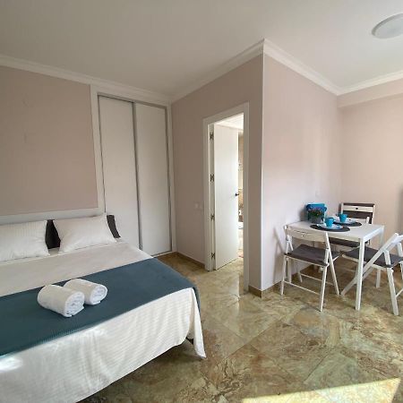 Cozy Studio Centr Torremolinos Luaran gambar